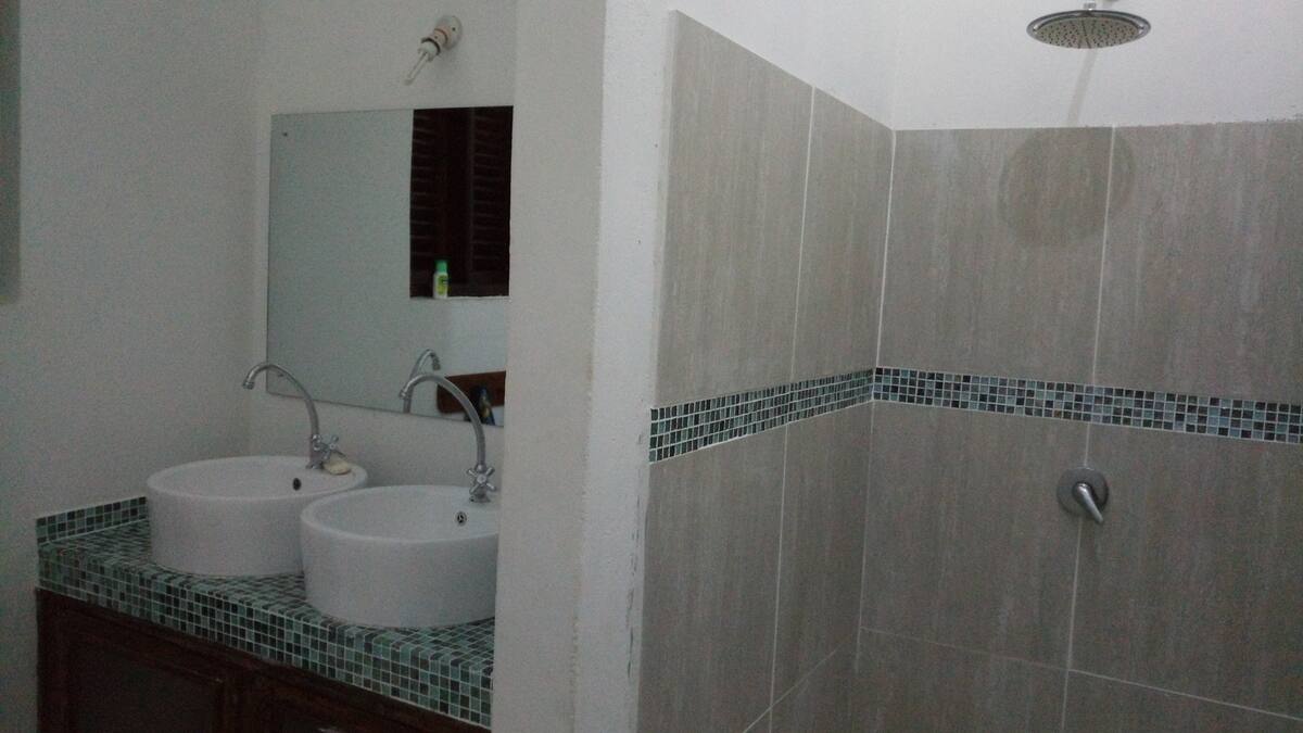 Peupe House for sale in Malindi