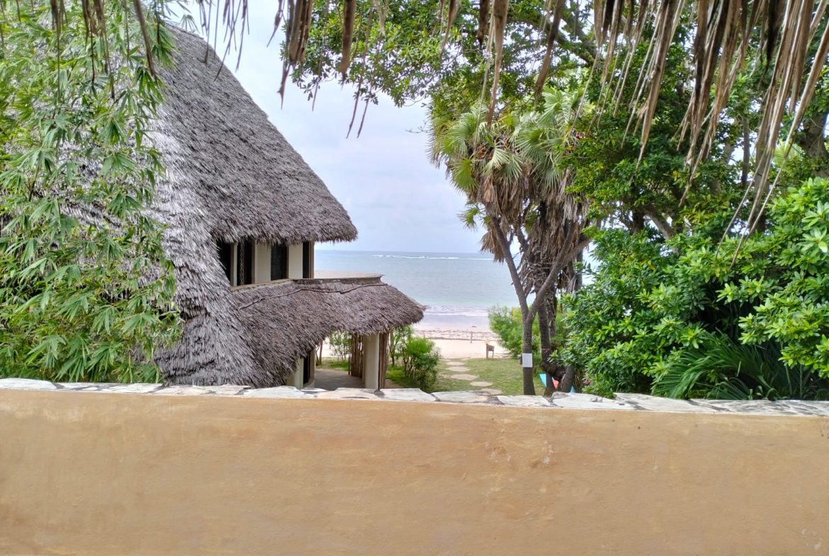 2 Bedroom Beachfront Chalet For Sale