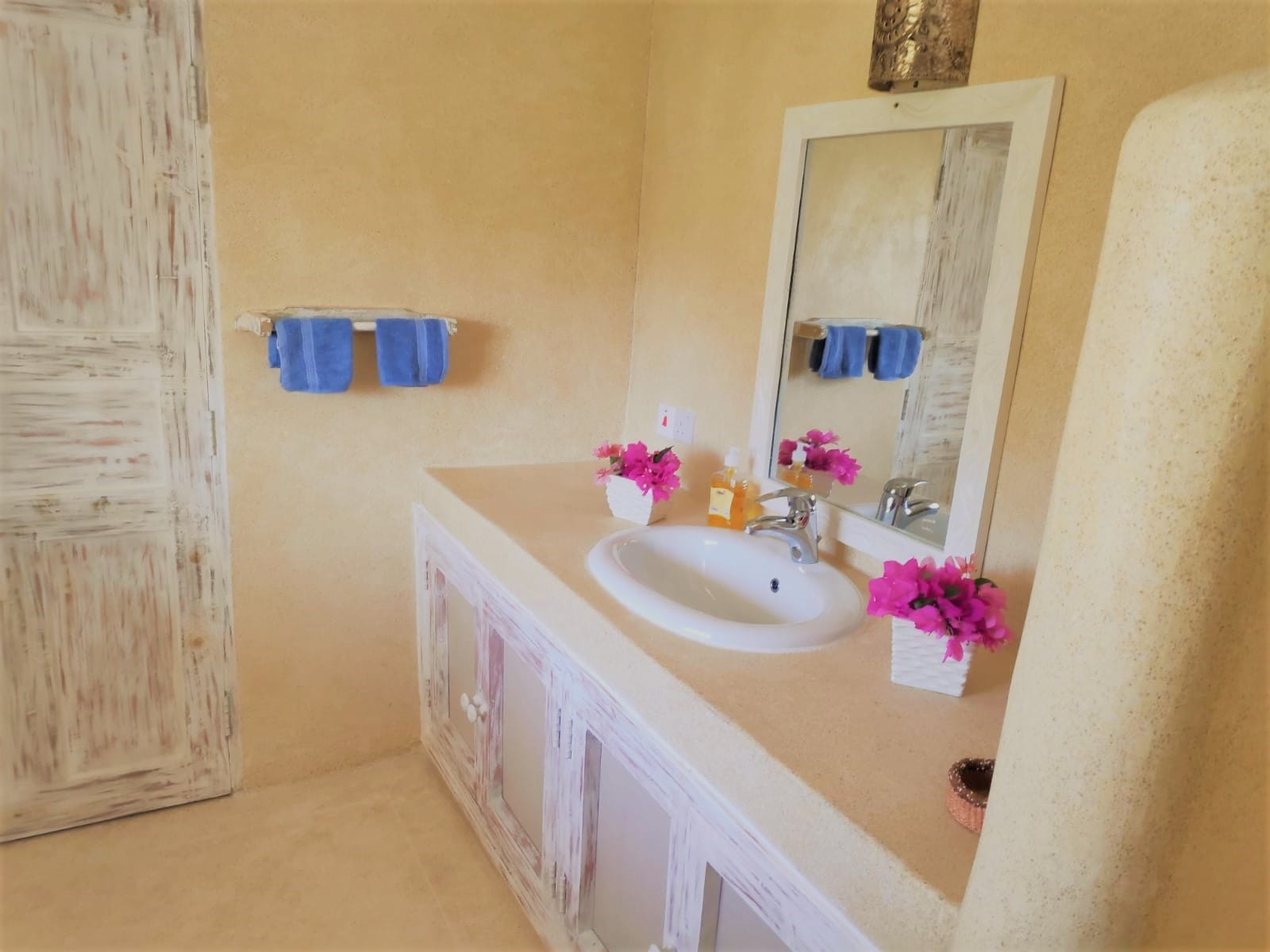 6 br villa for sale in Watamu