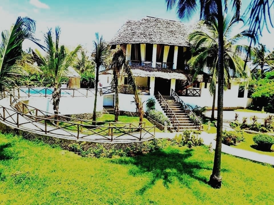 6 br villa for sale in Watamu