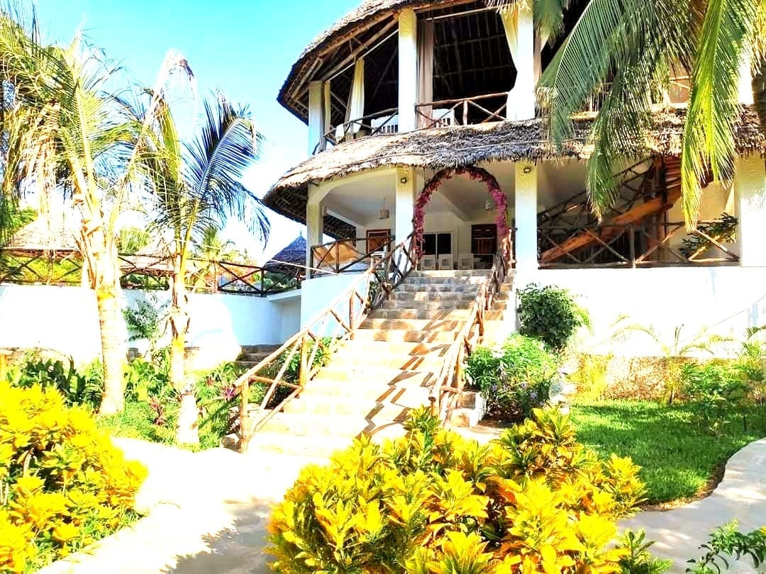 6 br villa for sale in Watamu