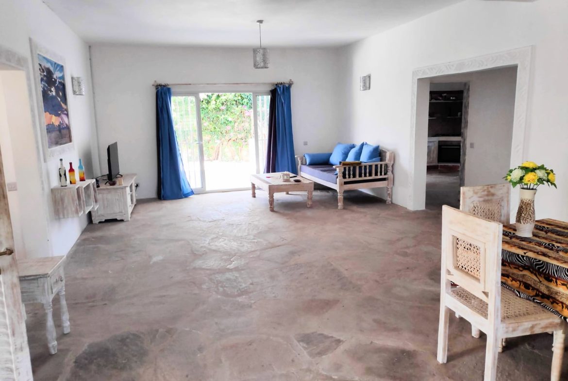 6 br villa for sale in Watamu