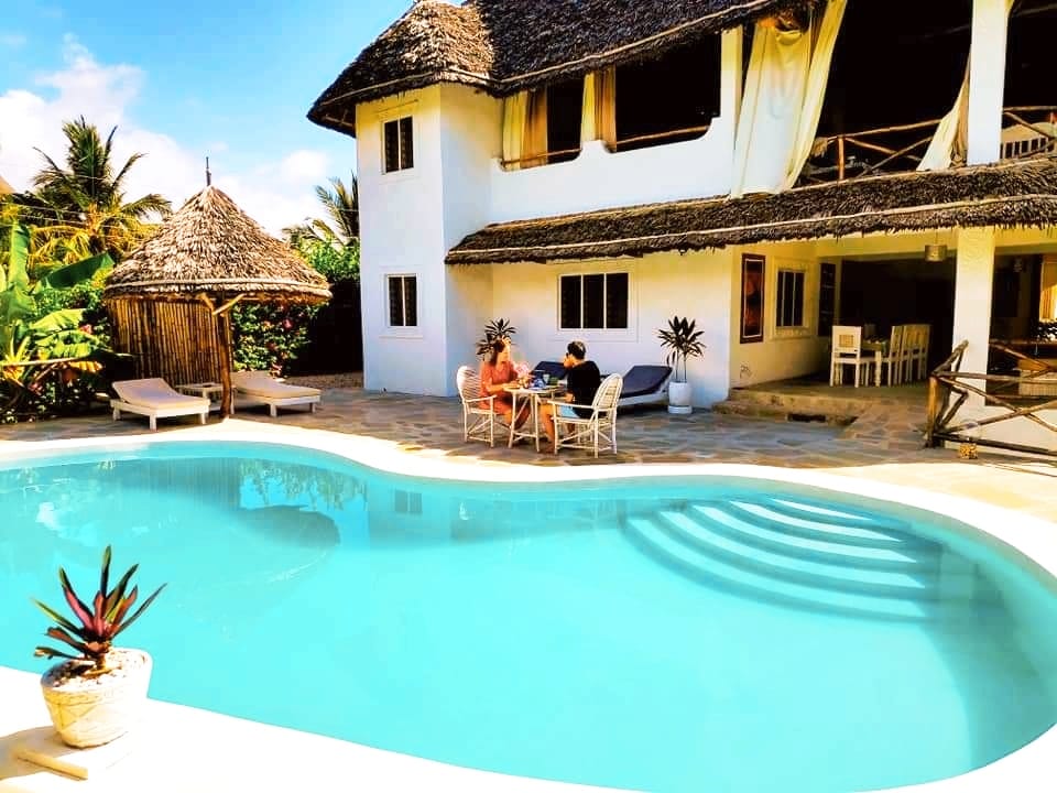 6 br villa for sale in Watamu