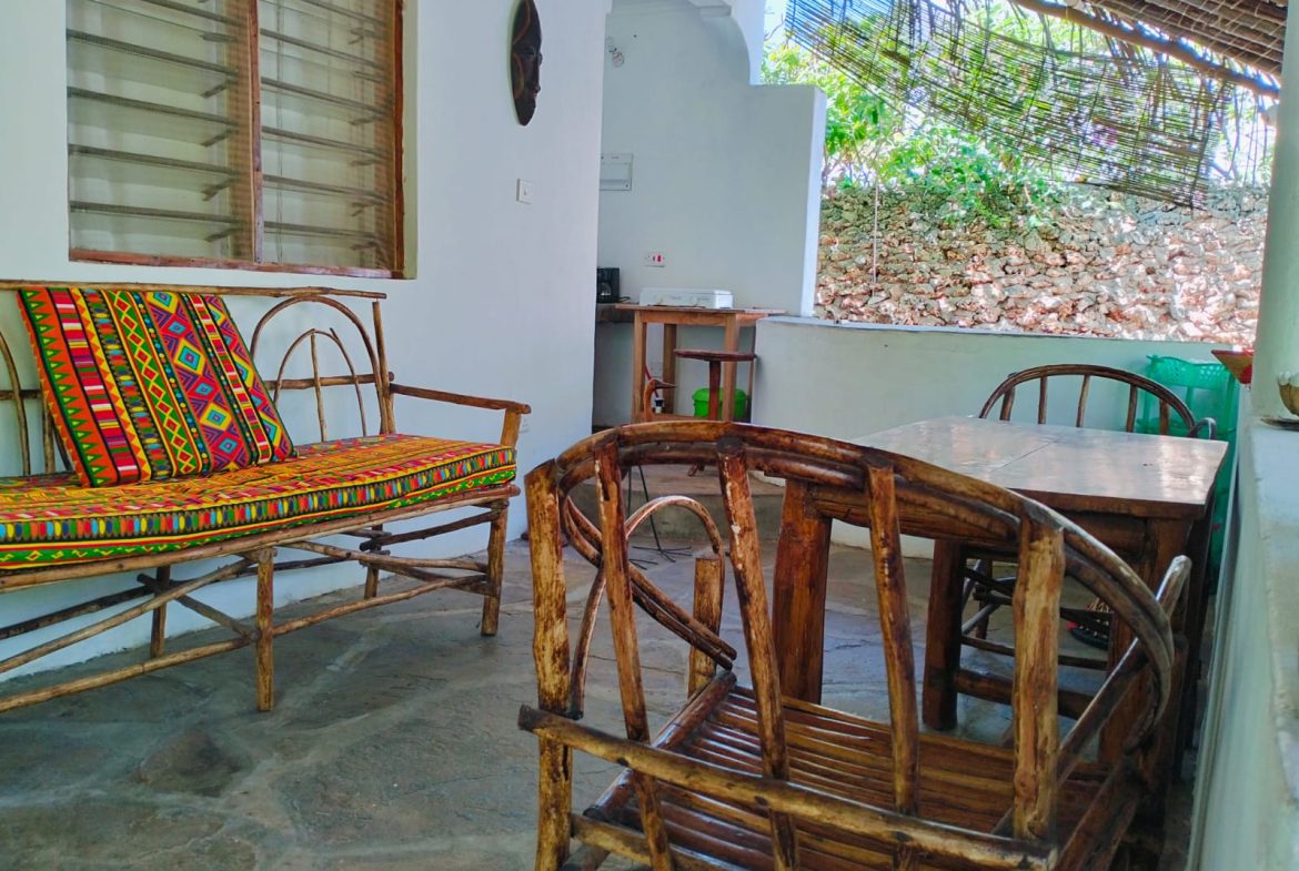 For sale: Three solar-powered bungalows in Watamu, just 15 minutes from the beach. Each en-suite one-bedroom chalet features stylish furnishings, a kitchenette, and shares a lush garden with a gazebo. Secure parking for three cars and priced at 13.5M ONO, offering excellent investment potential.