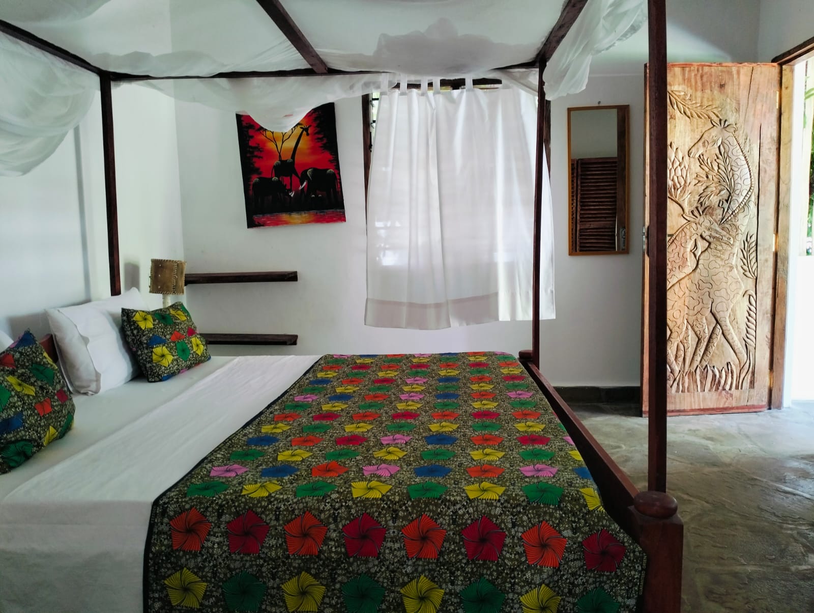 For sale: Three solar-powered bungalows in Watamu, just 15 minutes from the beach. Each en-suite one-bedroom chalet features stylish furnishings, a kitchenette, and shares a lush garden with a gazebo. Secure parking for three cars and priced at 13.5M ONO, offering excellent investment potential.