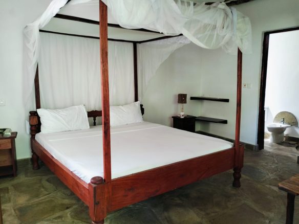 For sale: Three solar-powered bungalows in Watamu, just 15 minutes from the beach. Each en-suite one-bedroom chalet features stylish furnishings, a kitchenette, and shares a lush garden with a gazebo. Secure parking for three cars and priced at 13.5M ONO, offering excellent investment potential.