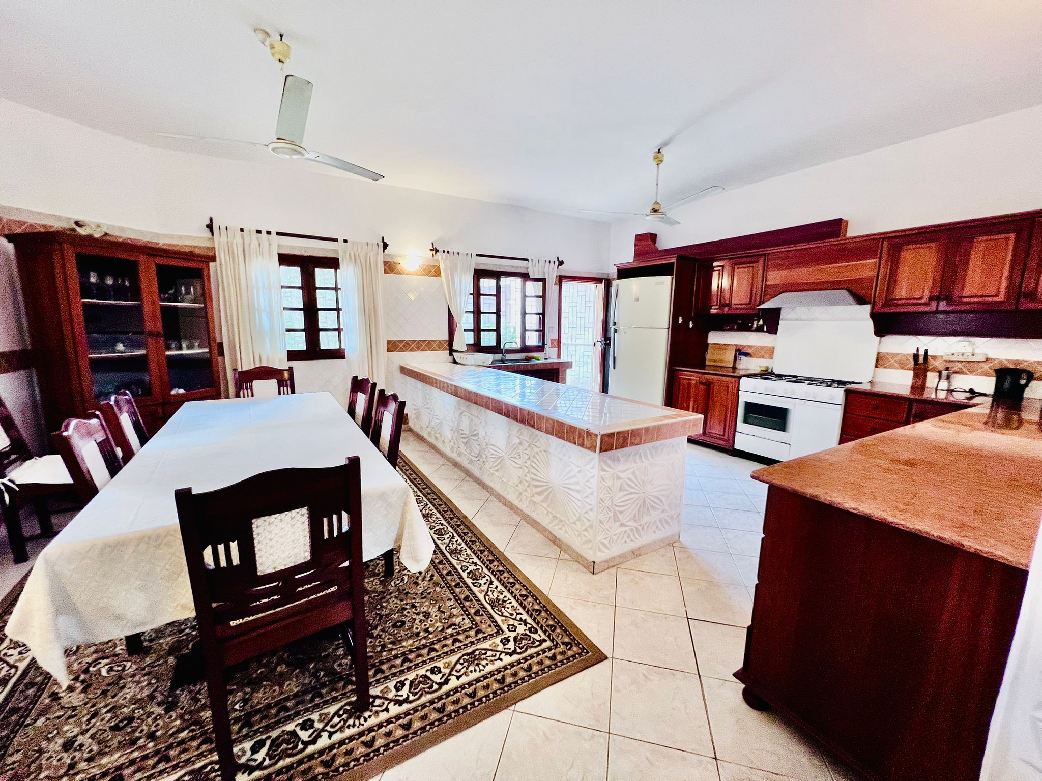 luxurious 4-bedroom villa in Watamu