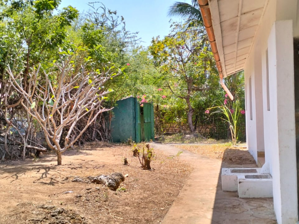 2br on quarter acre for sale in Watamu