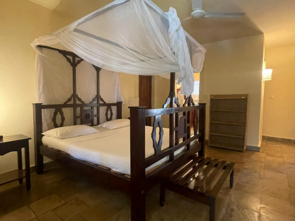 Luxurious 3 br beachfront villa airbnb malindi