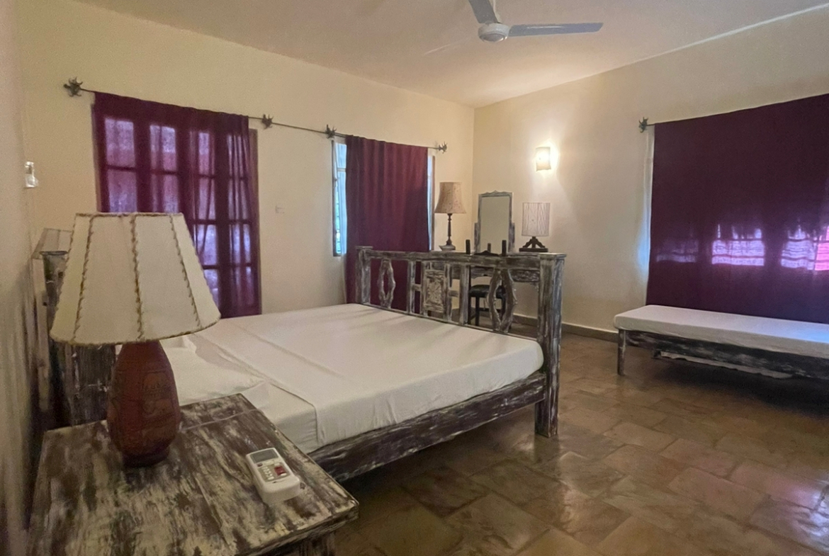 Luxurious 3 br beachfront villa airbnb malindi