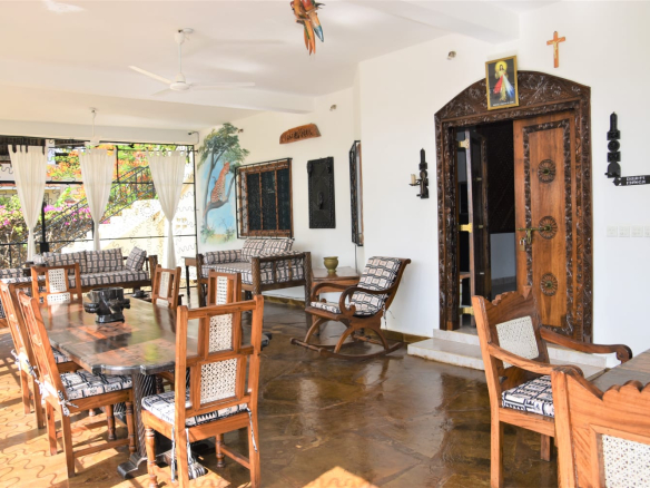 4 Bedroom villa for short stays in Watamu