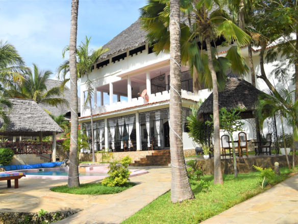 4 Bedroom villa for short stays in Watamu