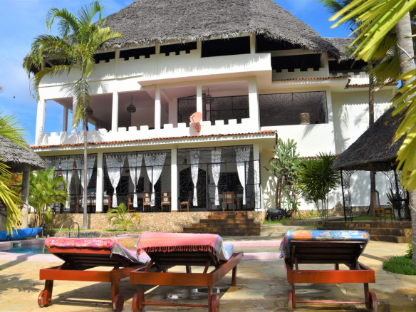 4 Bedroom villa for short stays in Watamu