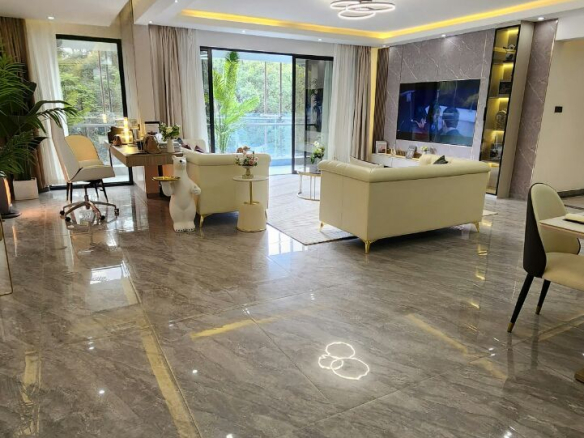 Spacious 3 and 4-bedroom apartments for sale on Mandera Road, Kileleshwa, with all ensuite bedrooms, DSQ, and study. The project offers modern amenities like a clubhouse, gym, swimming pool, and kids' play area, set for completion by June 2025. Prices start from Ksh. 19.5M, with flexible payment options available.