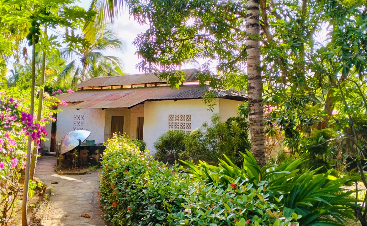 3br villa for sale in Malindi Casuarina road