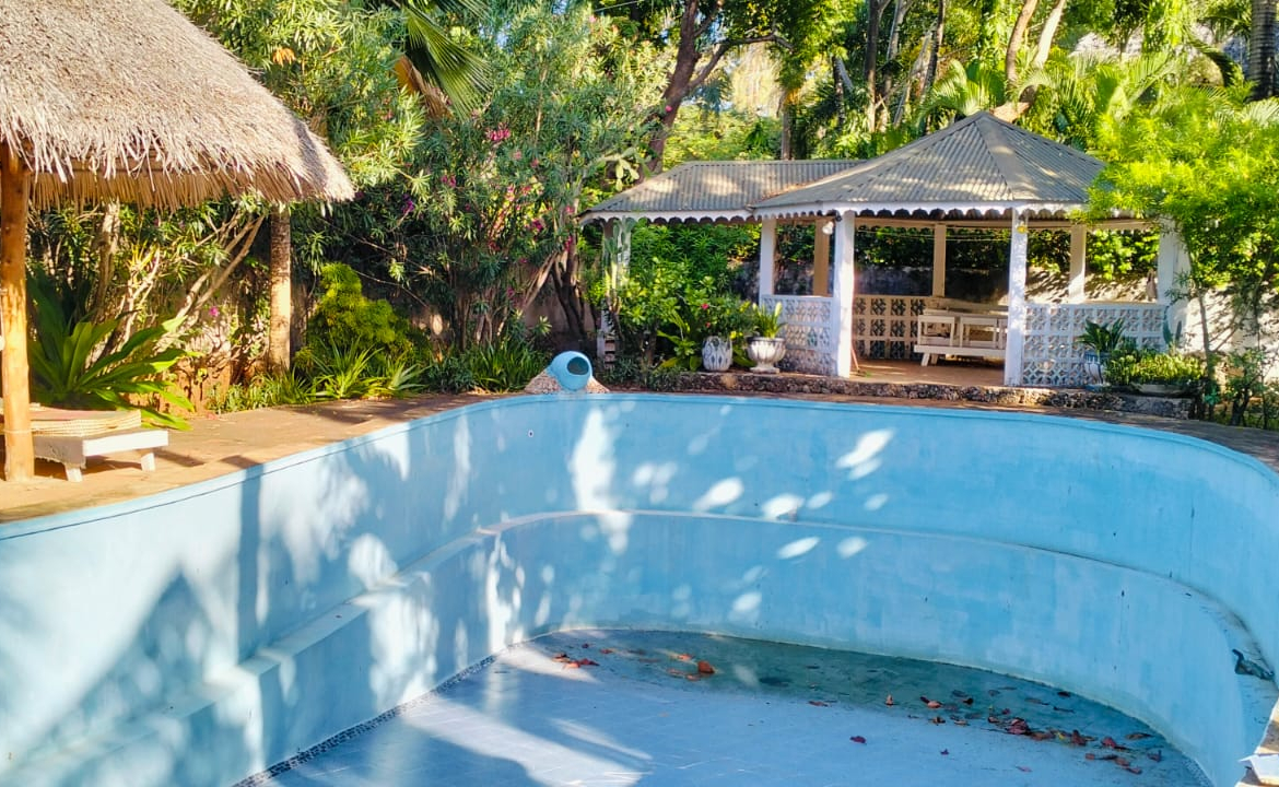 3br villa for sale in Malindi Casuarina road