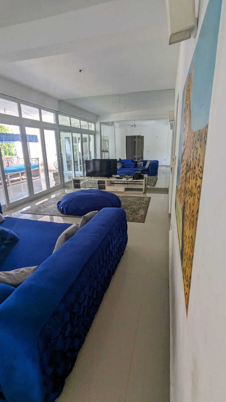 Luxury 3br furnished apartment for sale in Malindi