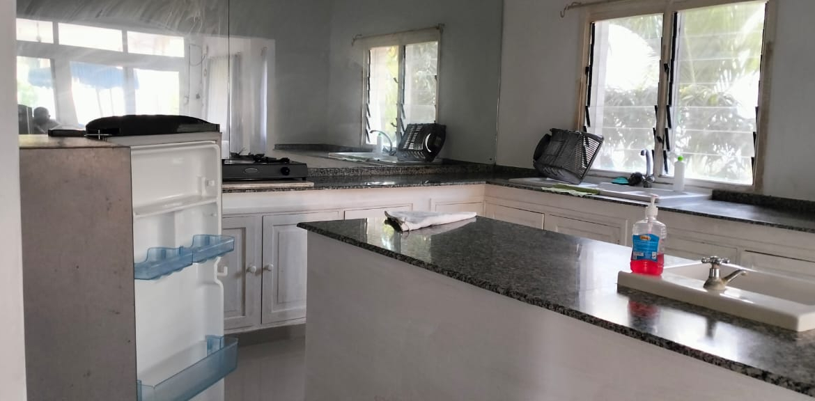 Luxury 3br furnished apartment for sale in Malindi