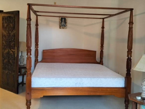 3 br villa for sale at Alhambra residence in Casuarina road