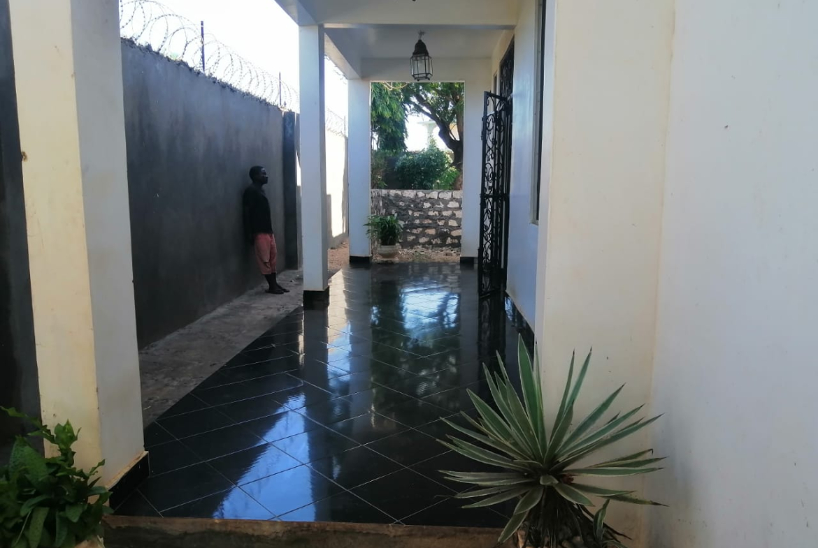 3br bungalow for sale in malindi, Muyeye