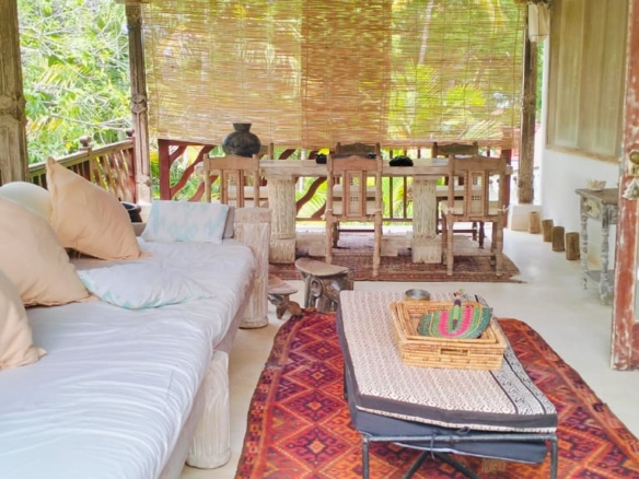 Luxurious 2-Bedroom Beachfront Penthouse for Sale – Casuarina Road, Malindi