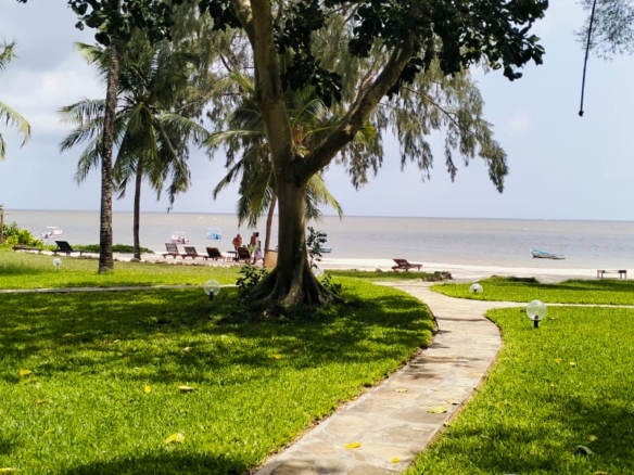 Luxurious 2-Bedroom Beachfront Penthouse for Sale – Casuarina Road, Malindi