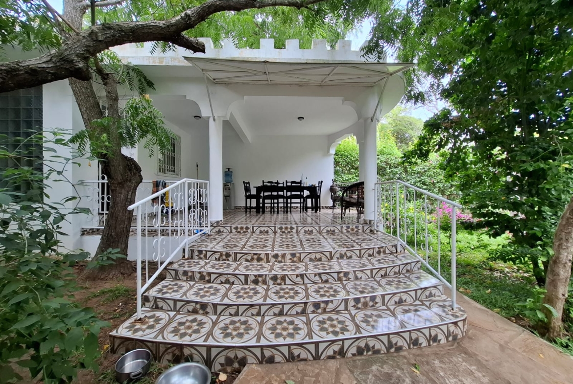 Villa for sale near Garoda Watamu