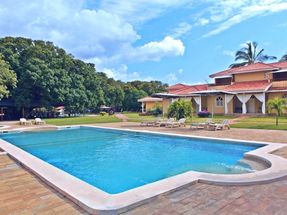 3br Mwembe resort for sale pool 1