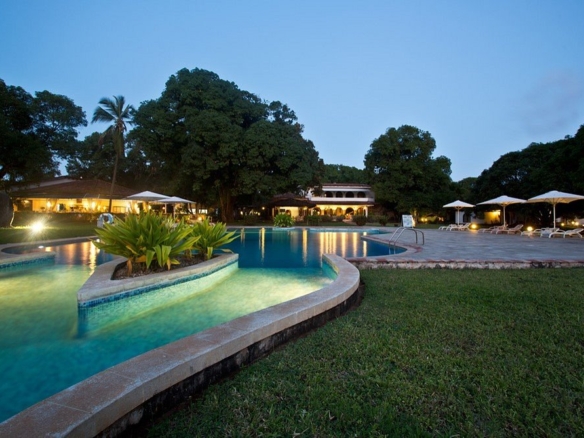 3br Mwembe resort for sale pool 3