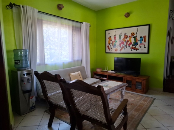 Mariposa 2br short stay