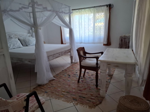 2br Beachfront long-stay