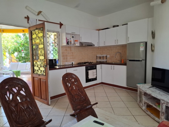 2br Beachfront long-stay