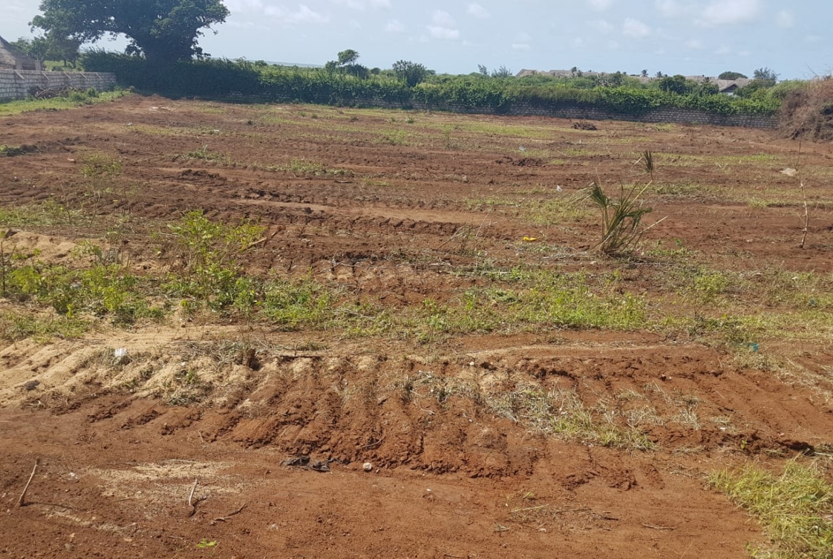 Kirubuni Villas Quarter Acres for sale