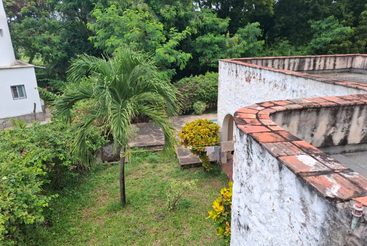 2br villa for sale in Iguana Beach