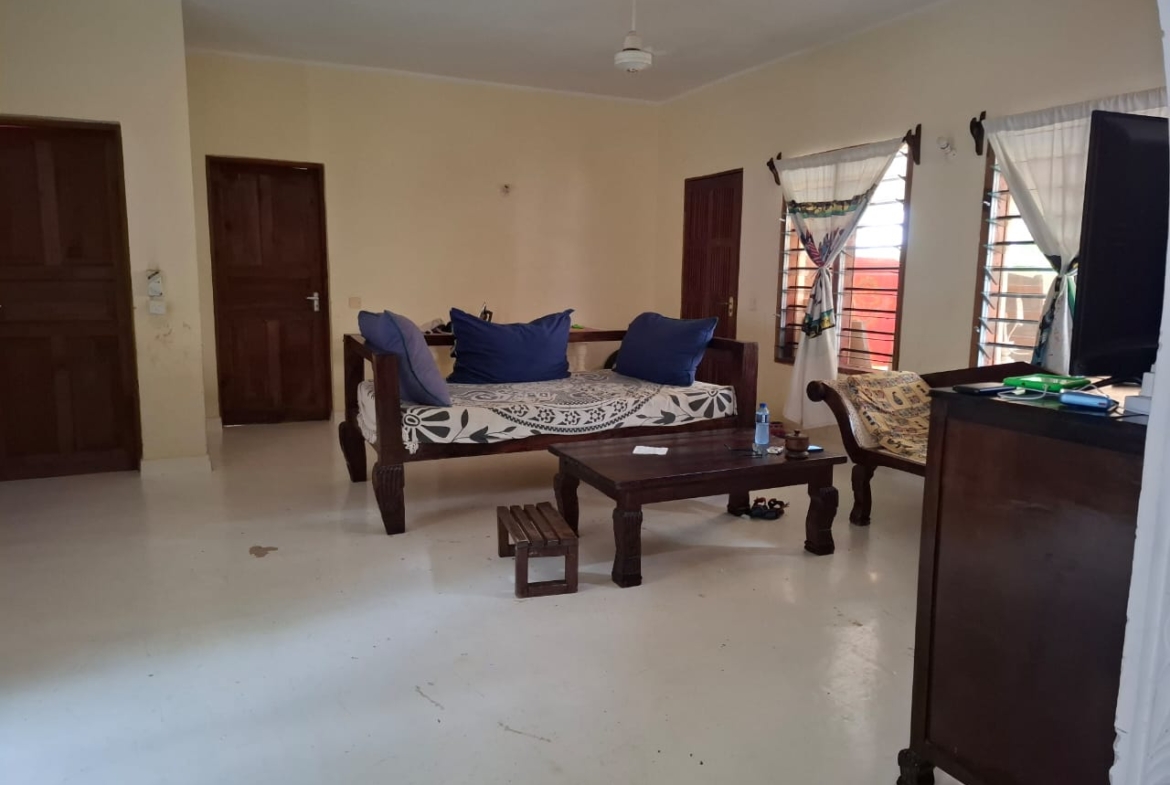 2br villa for sale in Iguana Beach