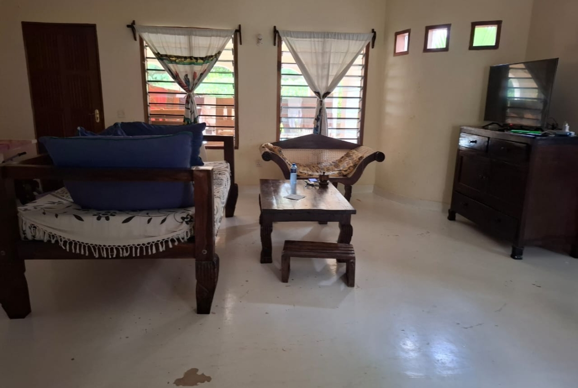 2br villa for sale in Iguana Beach
