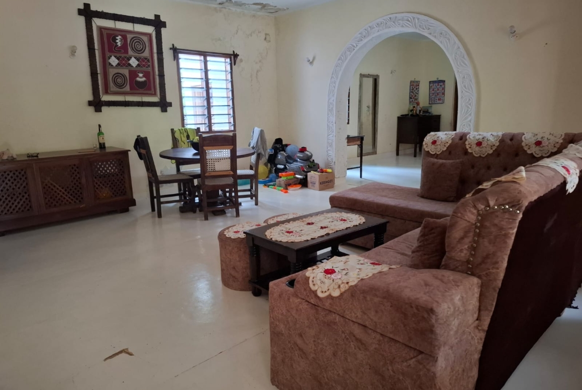2br villa for sale in Iguana Beach