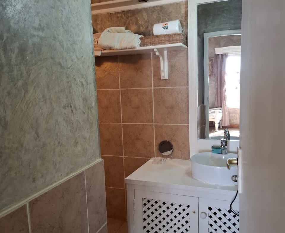 Beverly Suites Malindi 2 br For sale