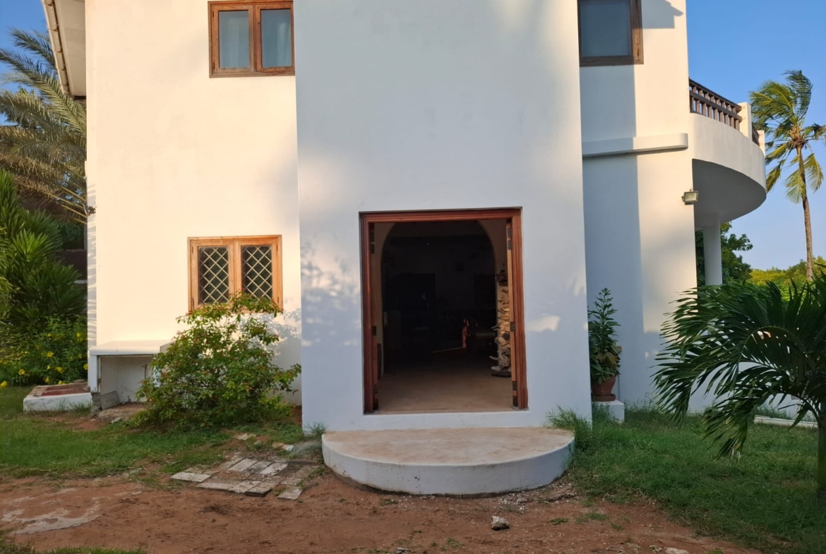Luxurious 4br Vila For Sale inWatamu