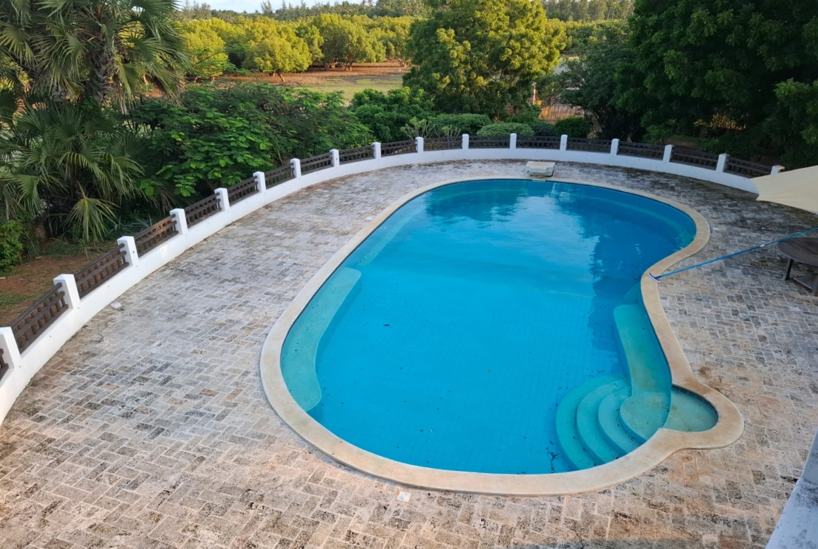 Luxurious 4br Vila For Sale inWatamu