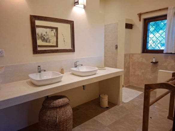 Luxurious 4br Vila For Sale inWatamu