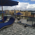 Riverside drive 3 br plus SQ for rent