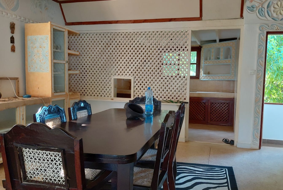 4 bedroom villa for sale in watamu on Quarter Acre