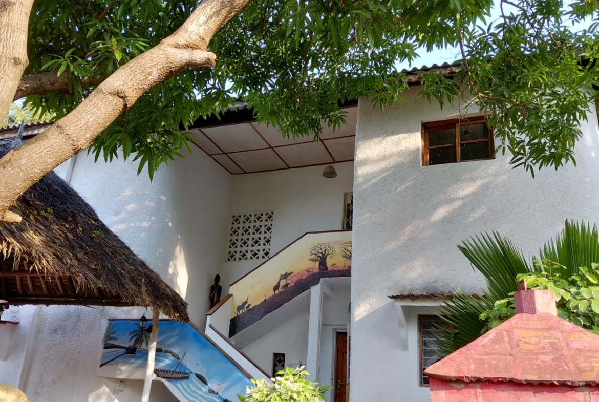 4 bedroom villa for sale in watamu on Quarter Acre
