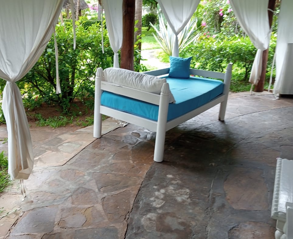 Habourkey 2br shortsay in malindi