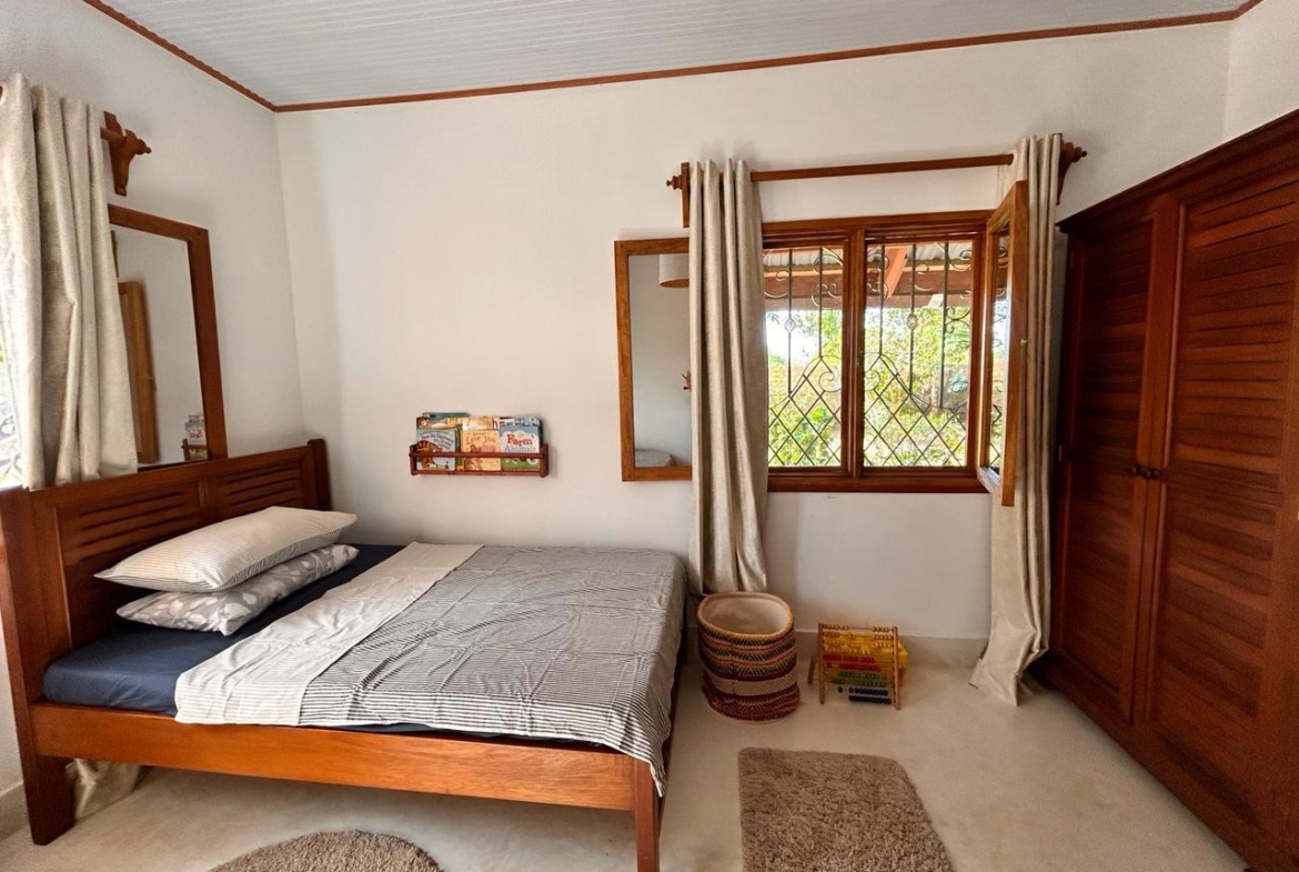 Private 3-bed bungalow + pool in Kilifi — 7 mins to the beach. KES 30k/night