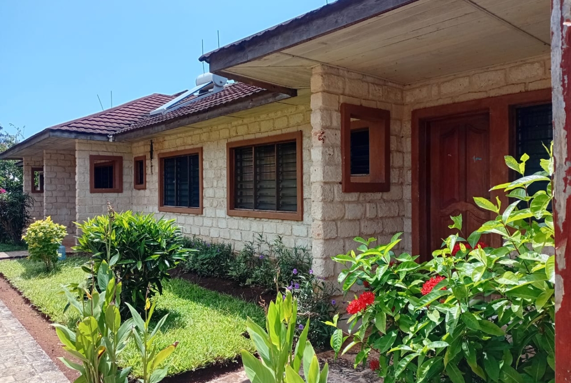 6 spacious 2-bedroom units (all occupied) Well-built and designed for modern living Located within a high-demand residential area Access to essential utilities (water, power, security) Close to schools, shopping, resorts, and the beach