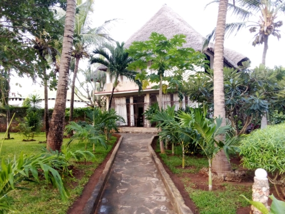 Watamu villa for rent, short stay Watamu, 4-bedroom villa Watamu, Watamu holiday homes, private villa with pool in Watamu, coastal Kenya short-term rental, Watamu furnished villa, luxury stay Watamu, Watamu real estate