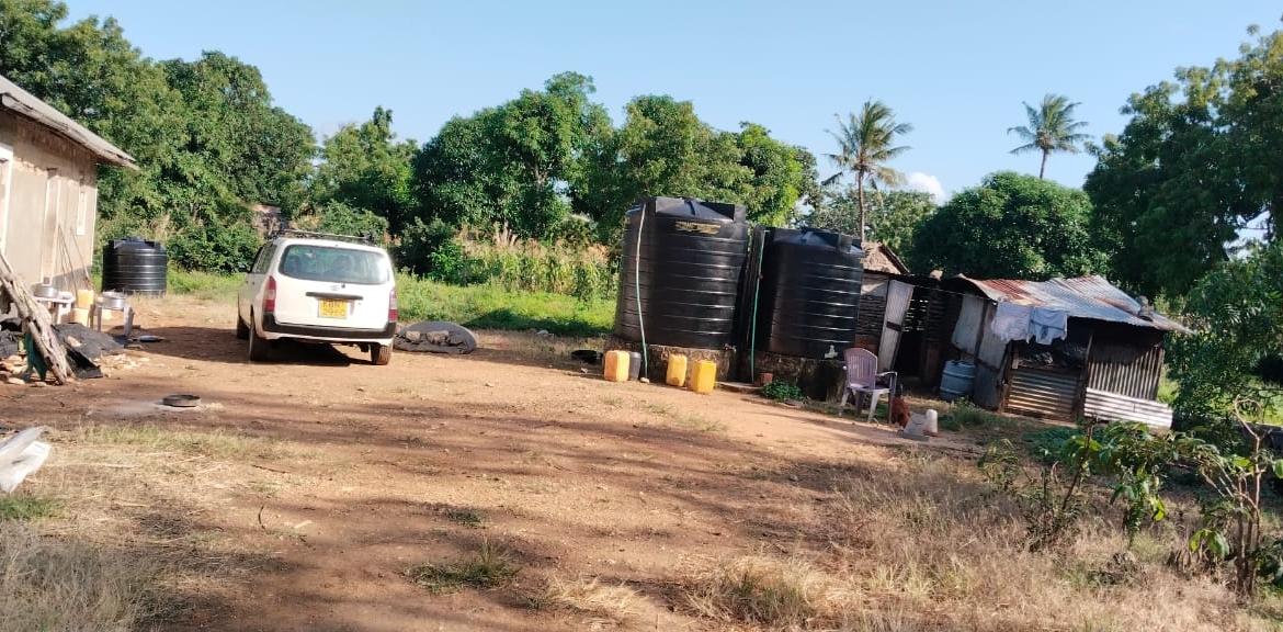 11 Acres for Sale in Mavueni – Riverfront Land with Tarmac Access, Power & Water