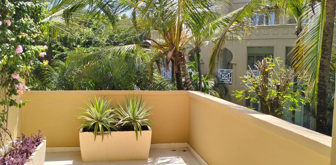 Medina Palms villa for sale, Watamu beachfront property, 4 bedroom villa Watamu, luxury villa Kenya, rooftop plunge pool Watamu, Medina Palms KES 102M.